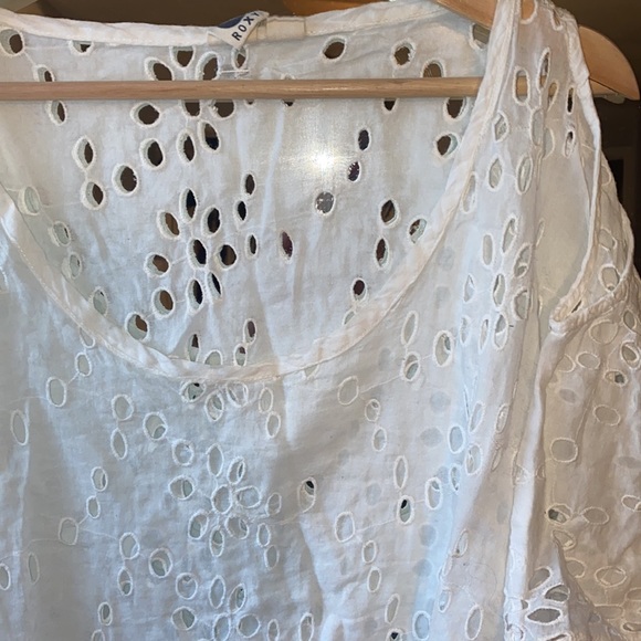 Roxy Eyelet Top - Picture 2 of 4